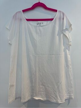 LOFT White Short Sleeve Scoop Neck Tee